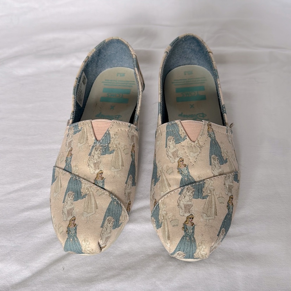 Disney Cinderella Toms